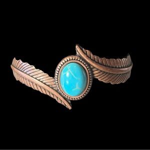 Bracelet/upper arm cuff